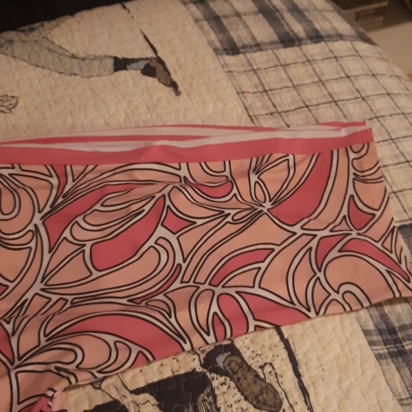 Michael Kors pretty in pink top - Picture 2 of 3